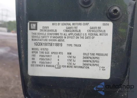 2005 Chevrolet Silverado 1500 z USA, uszkodzony, nr VIN 1GCEK19V75E118819